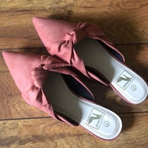 Blush bow mules